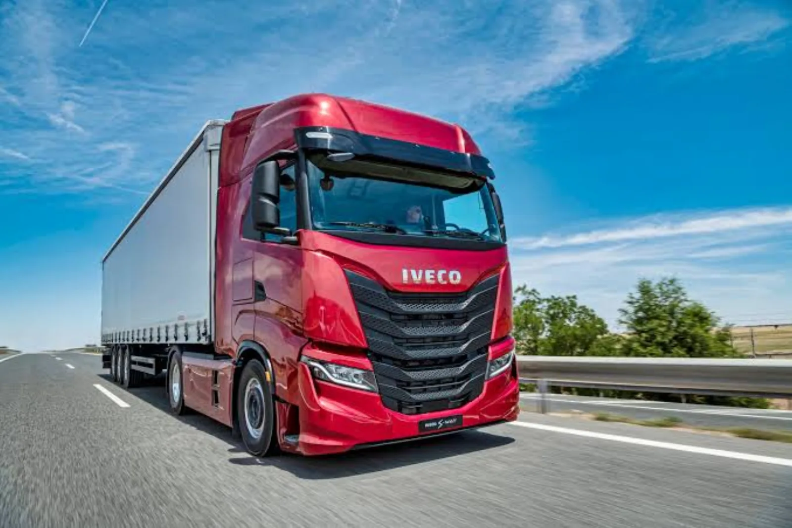 IVECO S-Way